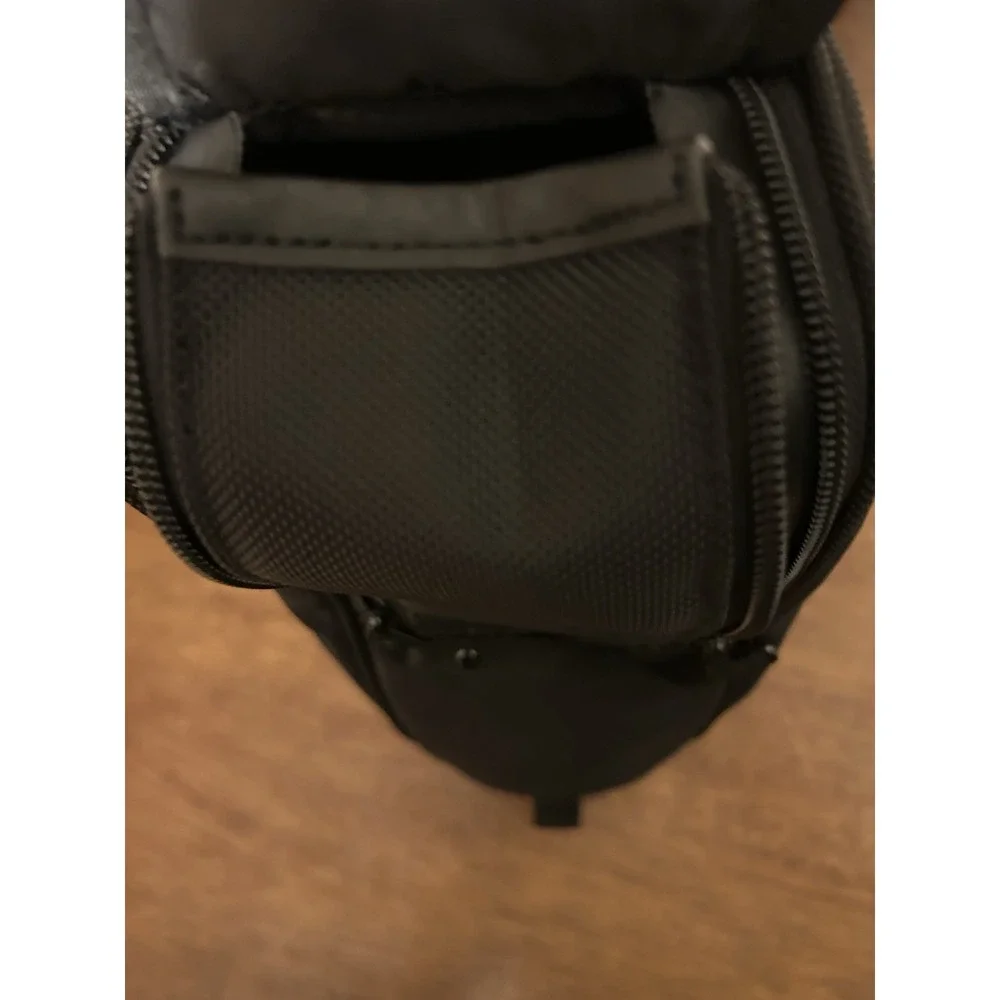 Nikon Lens Semi Soft Case Black Nylon CL-M2 EUC No Strap